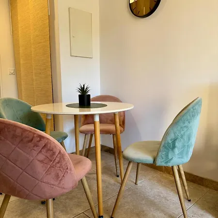 Apartment Beautiful With Pool, Golf & Beaches *